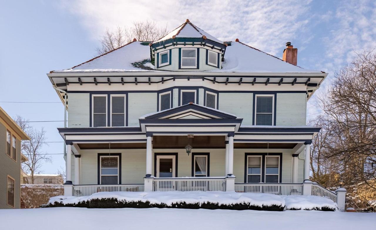 Dubuque'S Front Porch, Historic Charmer, Walk Downtown Exterior photo